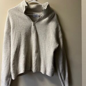 SOLD OUT EVERYWHERE Old navy ribbed sweater with 1/4 zip